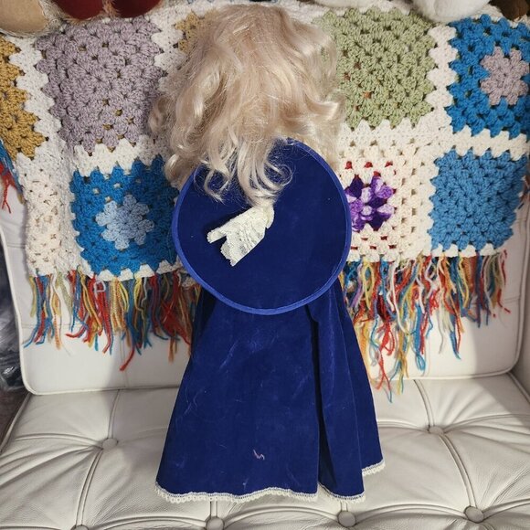 Regal Vintage Doll Blonde Hair Blue Sleepy Eyes Blue Velvet & Lace Dress 20" - Picture 7 of 13